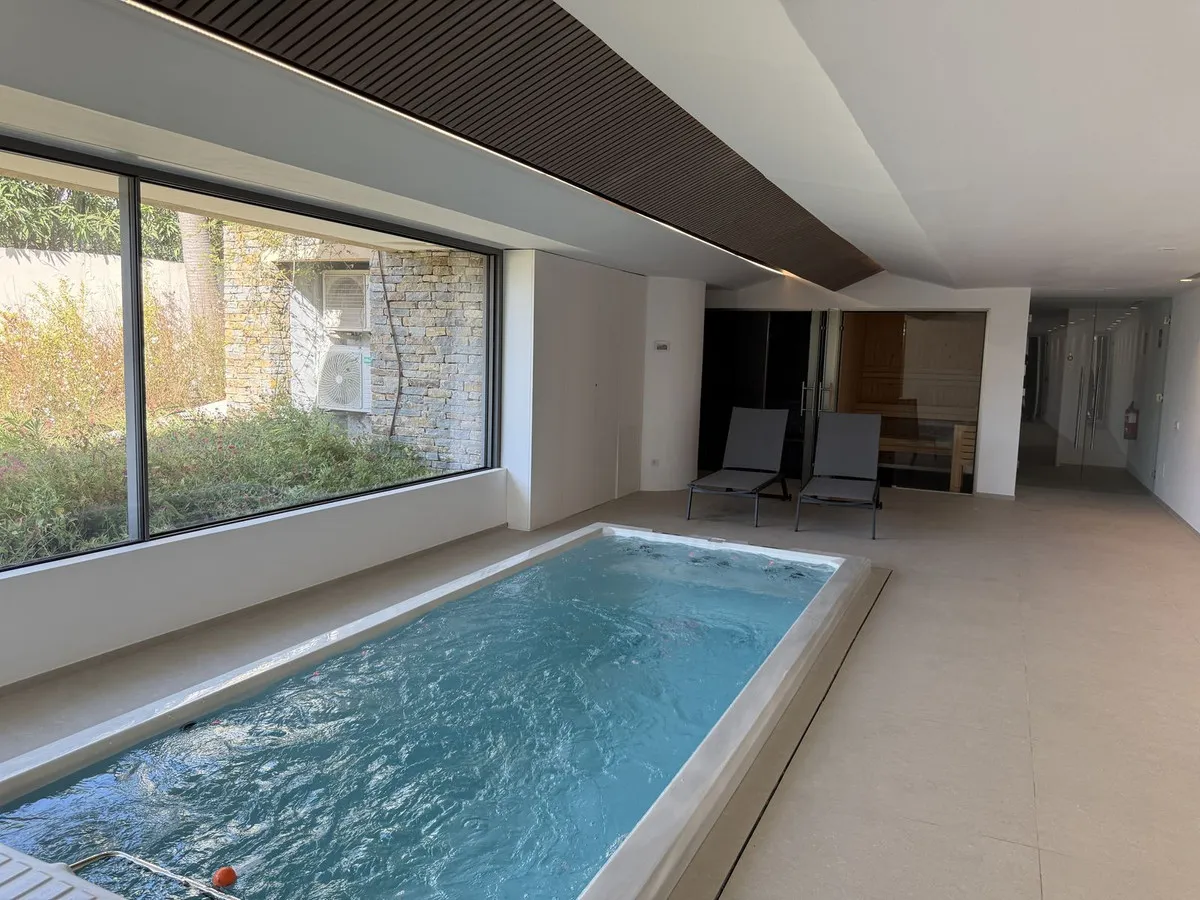 cd9a053b-d1da-44cb-acb3-181b7c5b5509