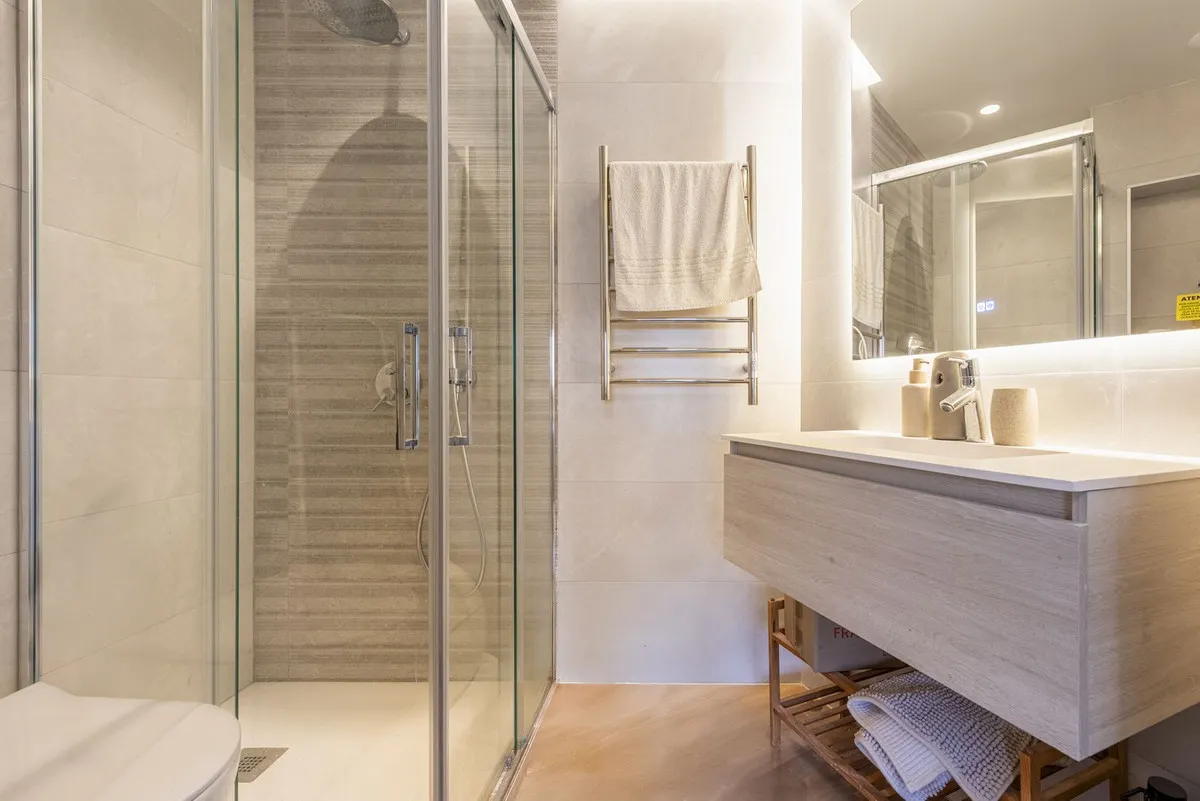 21e6e89d-fc67-46a1-bbd2-9a4c2f462994