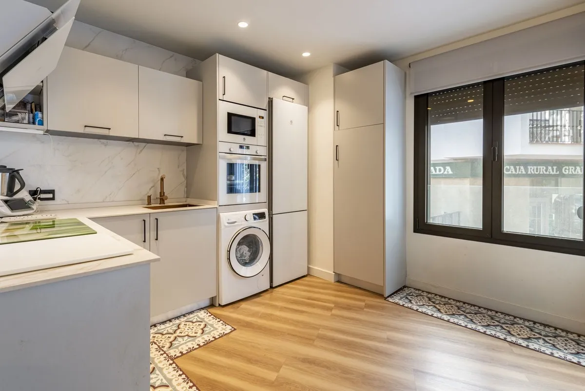 ddbdebec-a902-4b2f-b652-8e1062569b3f