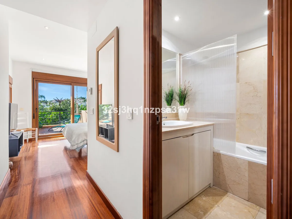 b092fadd-f28c-4615-9ec0-60d92ffc1218