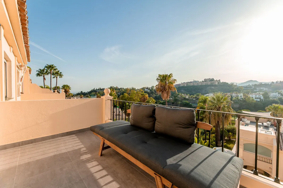 980996c0-5d5f-4e71-bfa3-82ad8d074c3e