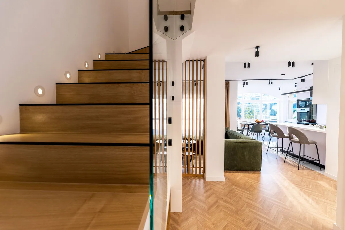 d575b3d2-46eb-4650-8b8f-f8b2a1511dcd