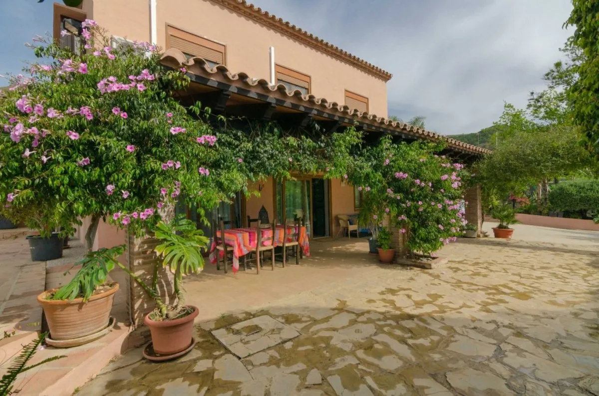 9d34161b-af1d-4bc9-856d-7ac696aee24d