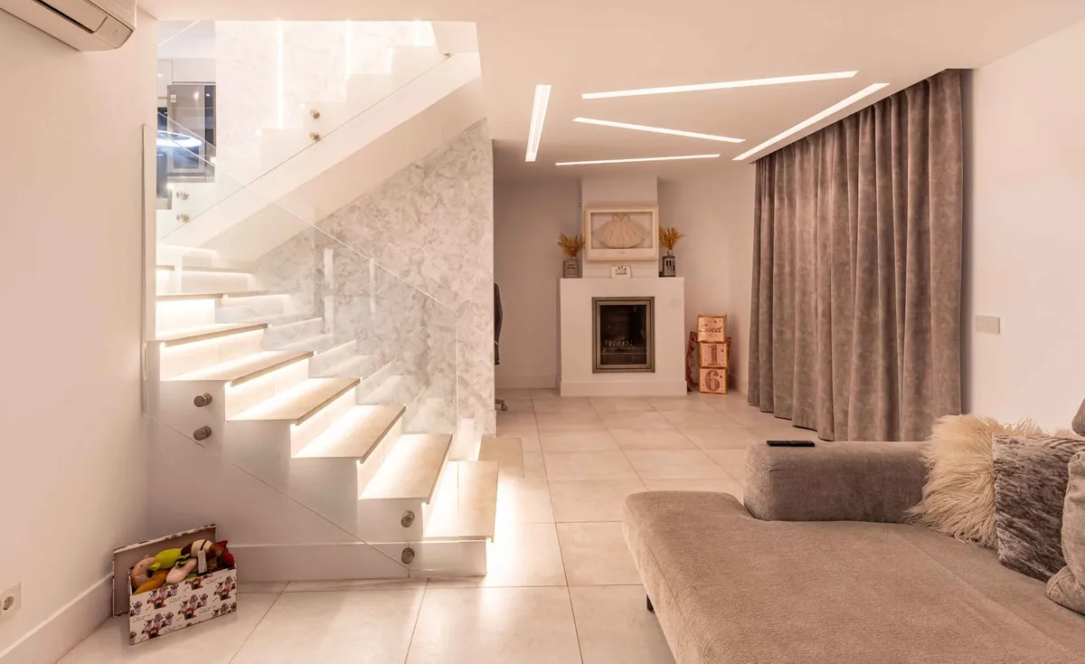 1d21726d-72b8-40f3-9a19-a3c903babd17