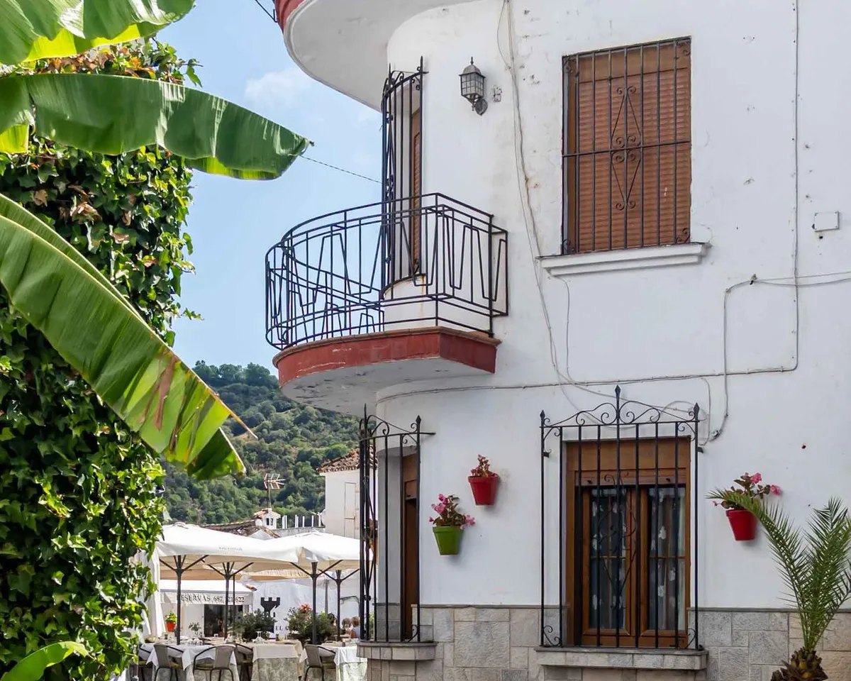 73a83b4d-5b60-4e1b-b67f-098c92773701