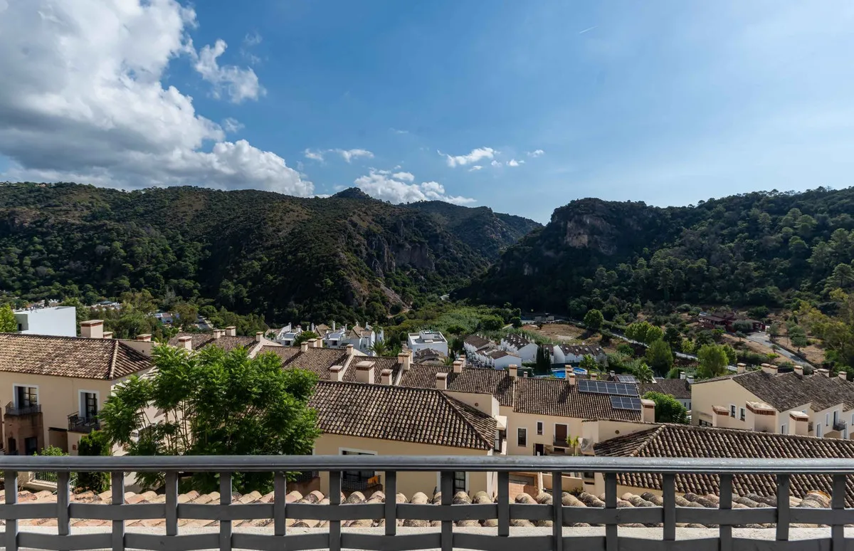 77844648-4337-4994-b235-3c7b5fe68cd8