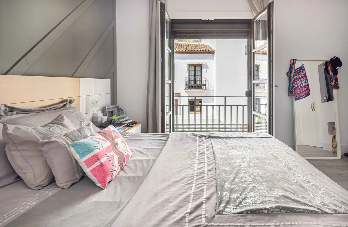 9ac17590-29b4-4a25-a0e9-a700c860fc53