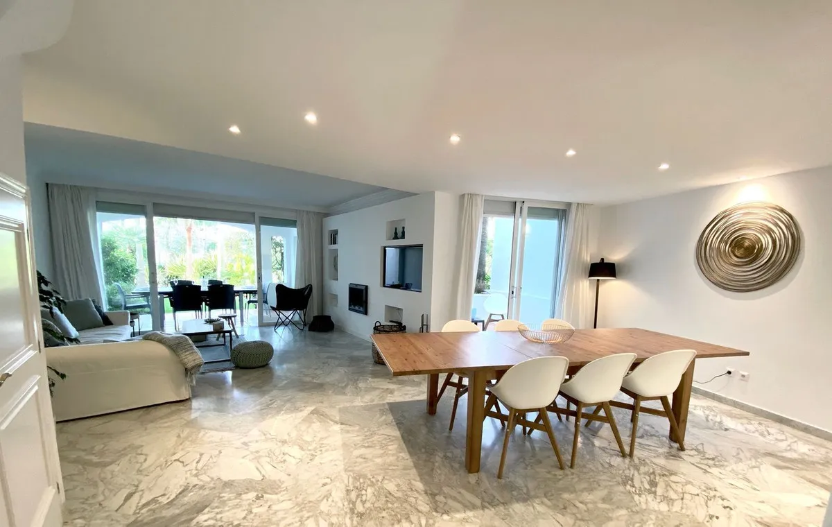 1c3042e2-f4be-4ceb-b845-1f08815eec6e