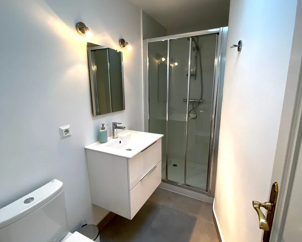 62c2d38e-8698-40bb-b662-9d7f2f28adcf