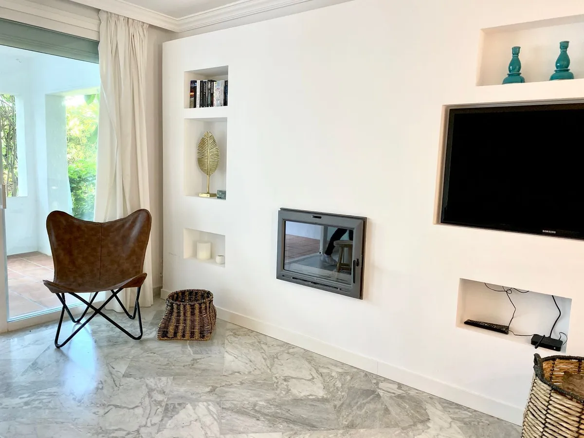 849fecfd-b1a1-4807-9afb-0f237867b50a