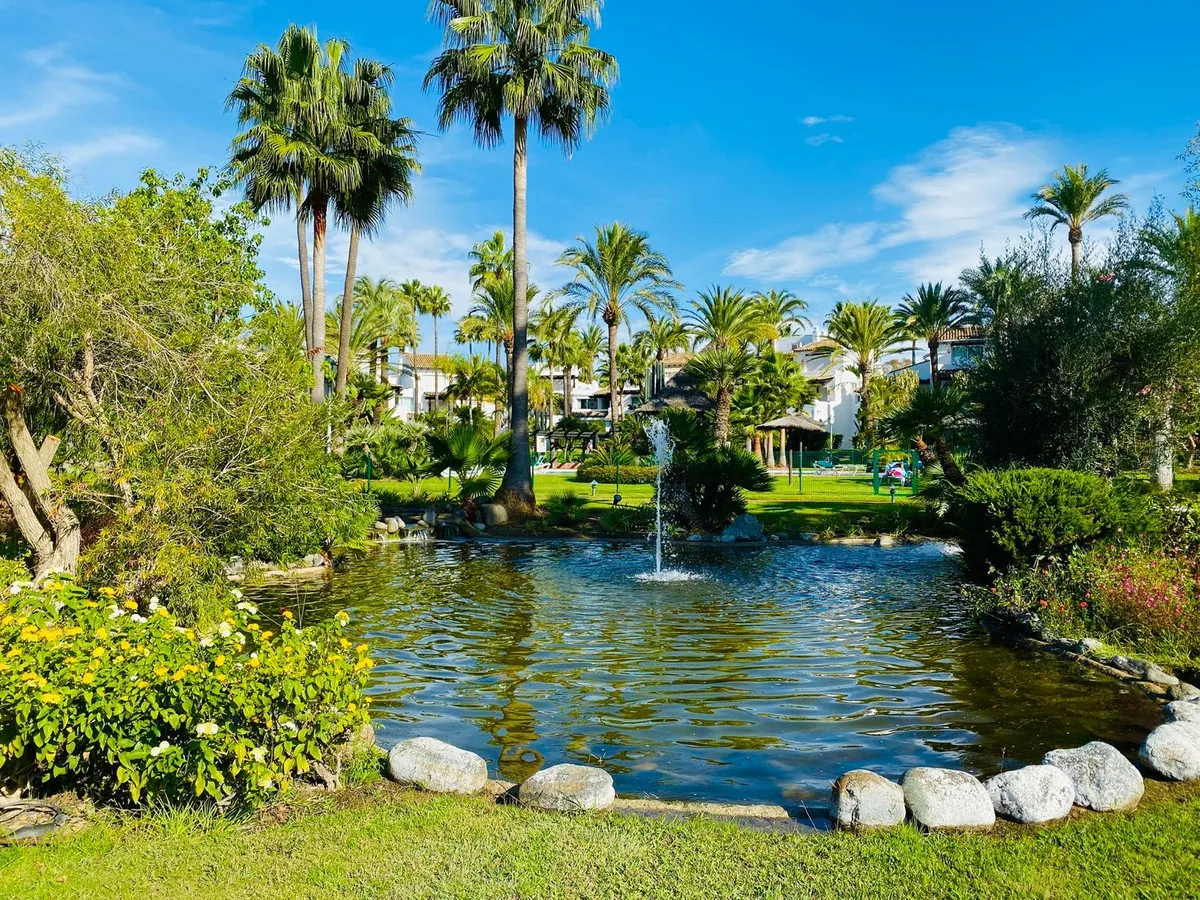 b2313898-ce32-46a1-9f11-87bce3a256e1