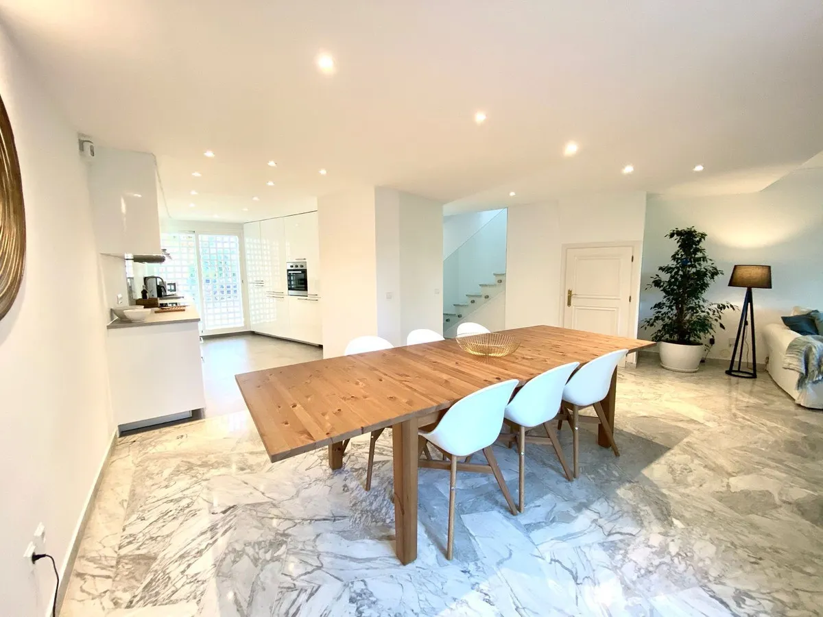 e60db8fe-04e0-417f-b7ea-f30b47c68c45