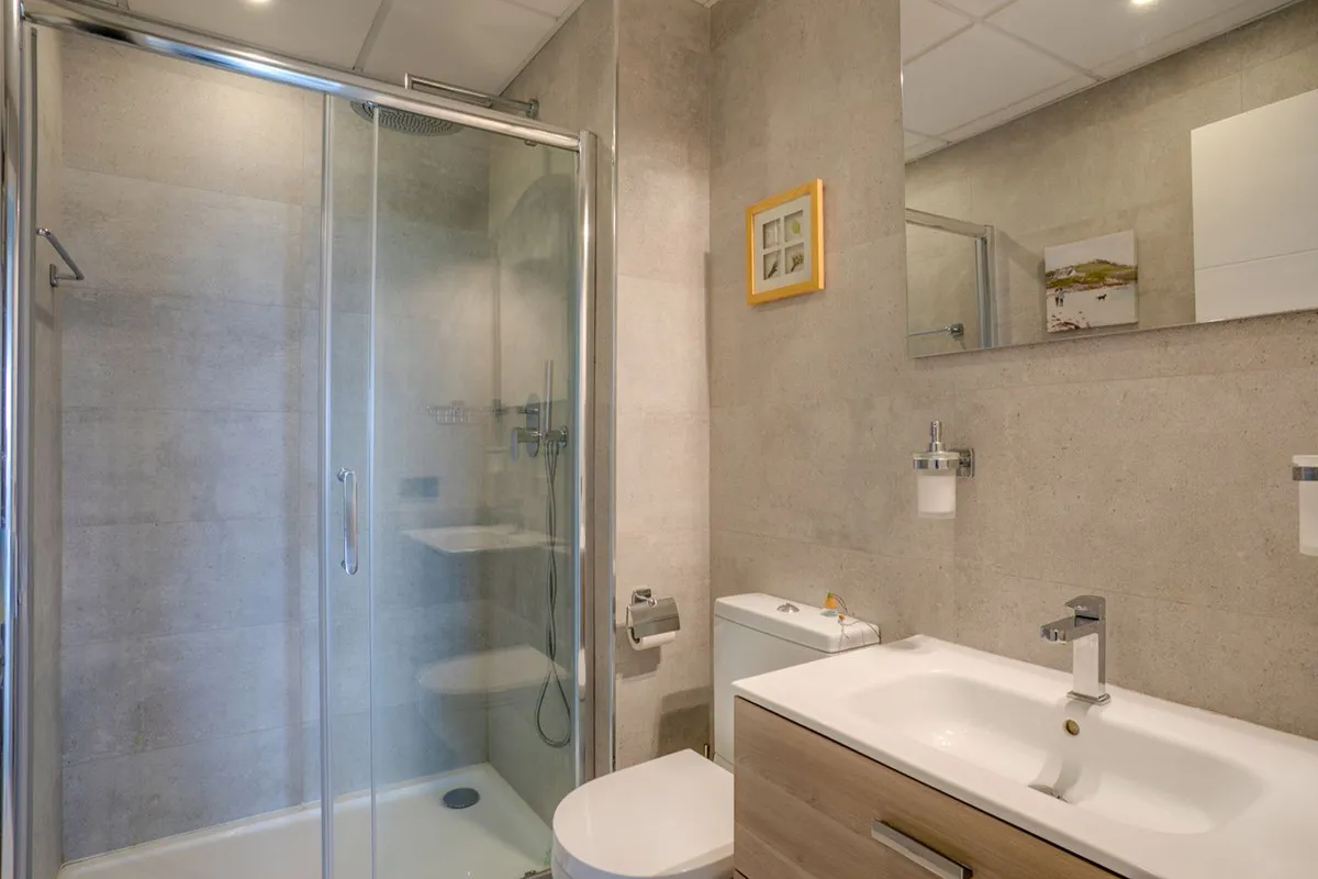 dcbd5d58-be52-45bc-8e23-acdf4669aa18