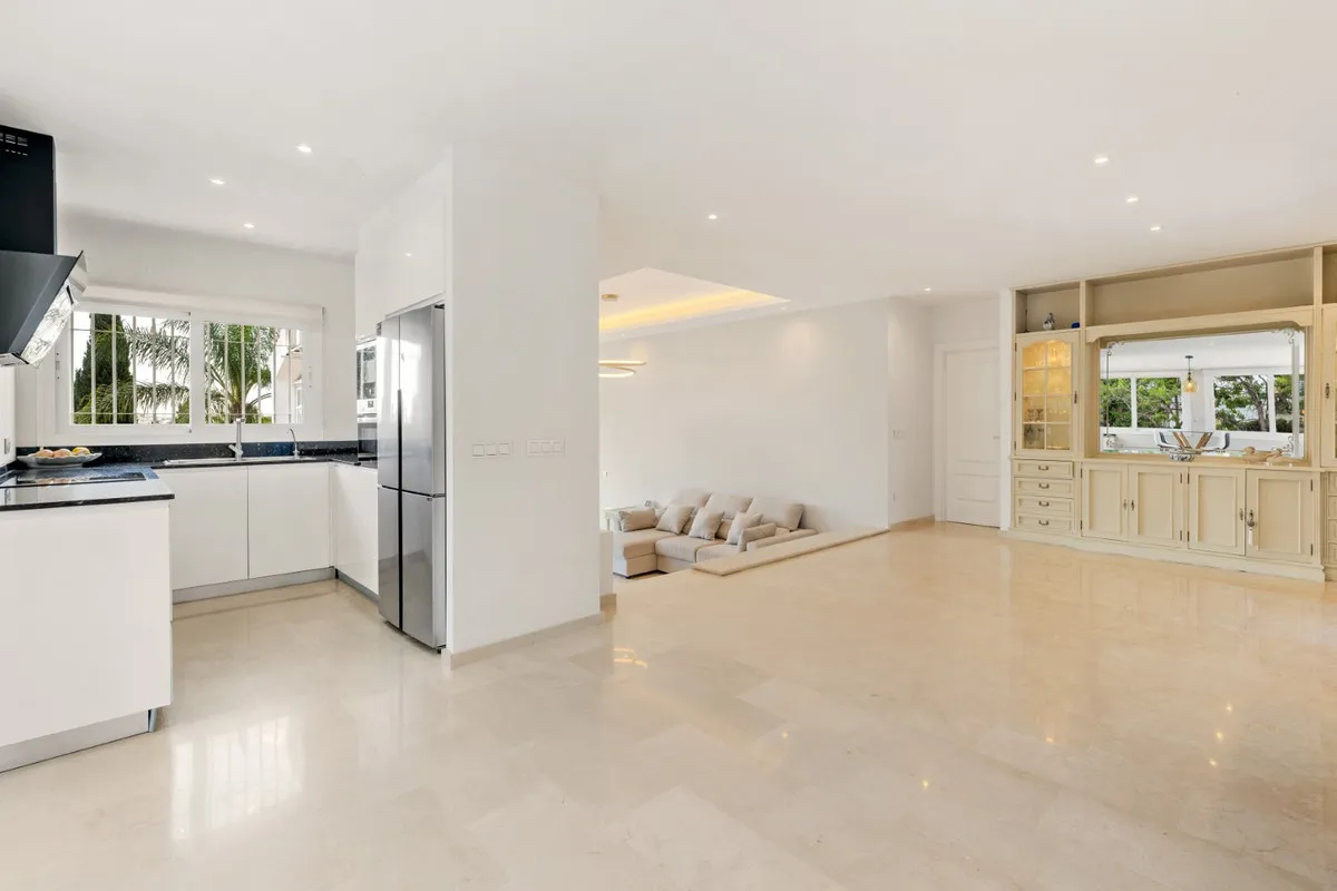 57dfe5a0-3ec9-456d-abfb-1f92668e6028