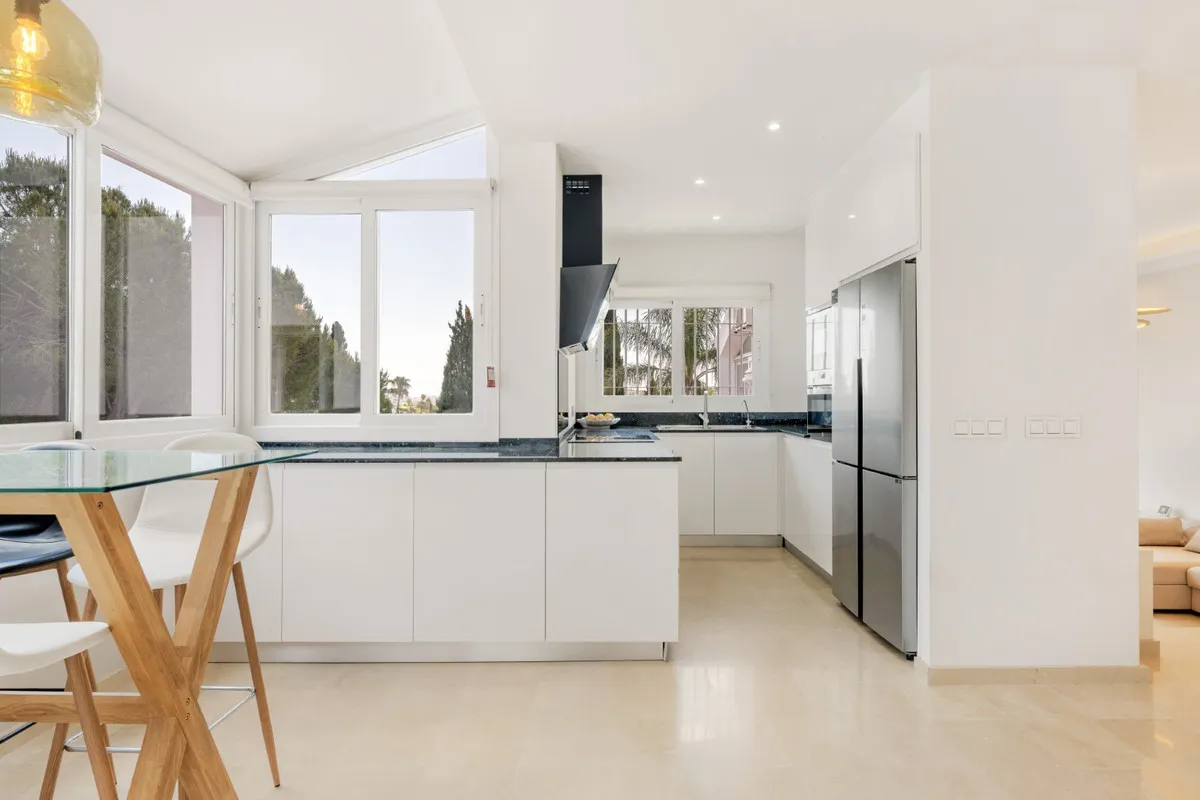 6c374a8e-7236-44e4-91f9-43c8377345dd