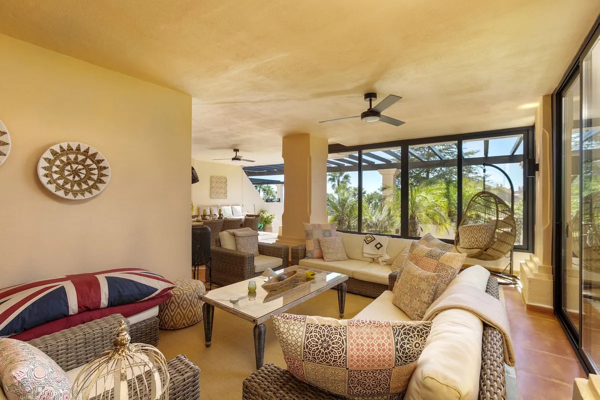 635717b5-6127-4290-bcbe-350fc721cd7c