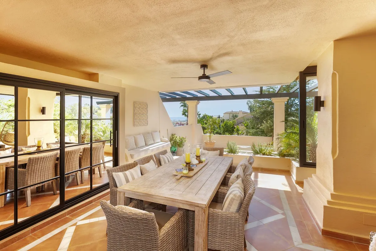 6ef981ef-58d7-42b2-9ce8-365904107917