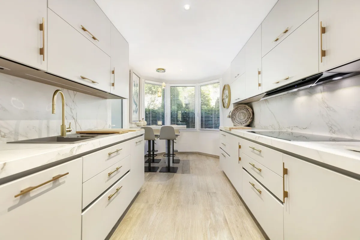 829ec3f6-8db5-4854-b878-011ef9a4ba8a