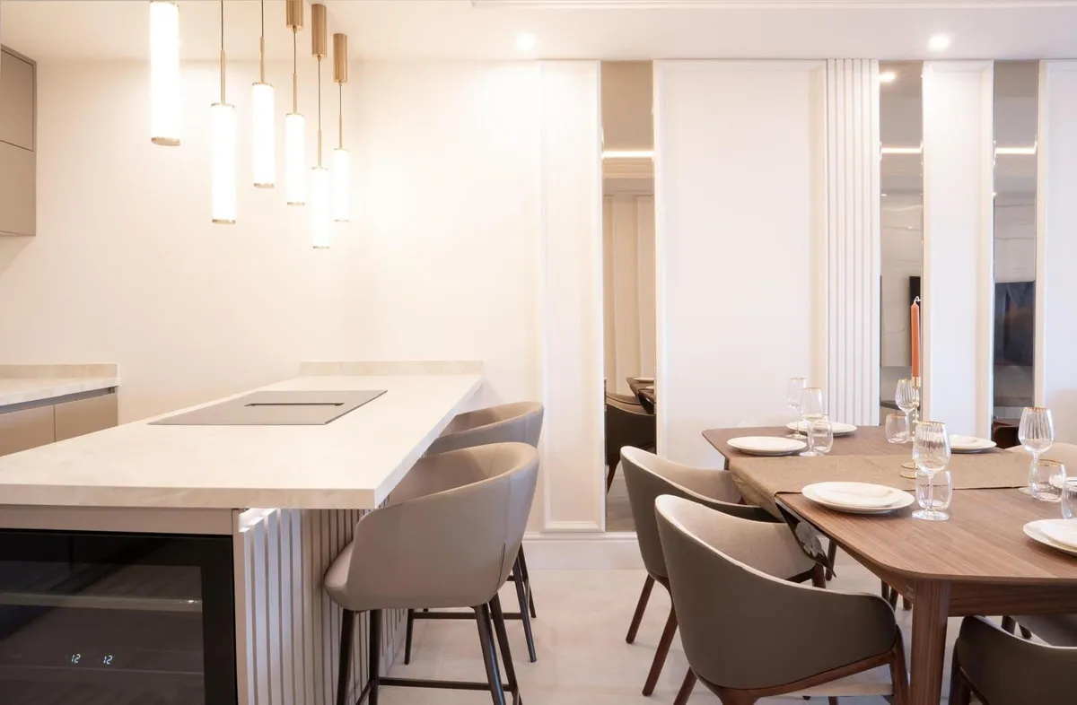 557b2f99-b318-45b5-8f1b-61aace3fd86d