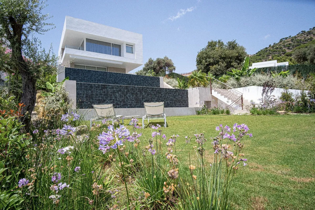 45f43887-6faa-402f-803f-bd022d46b4ac