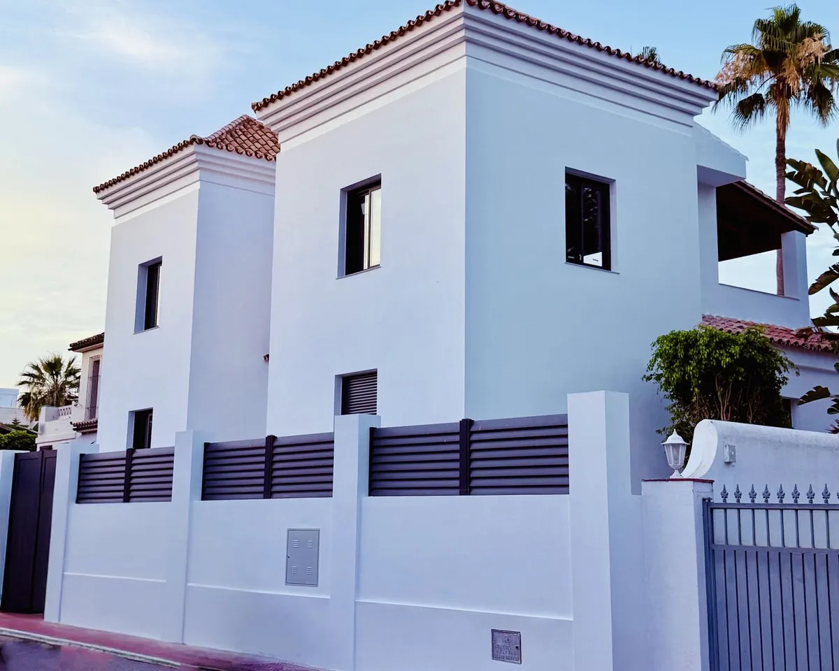 1640baec-10e7-43d8-bc83-cfa4c1a0dc63