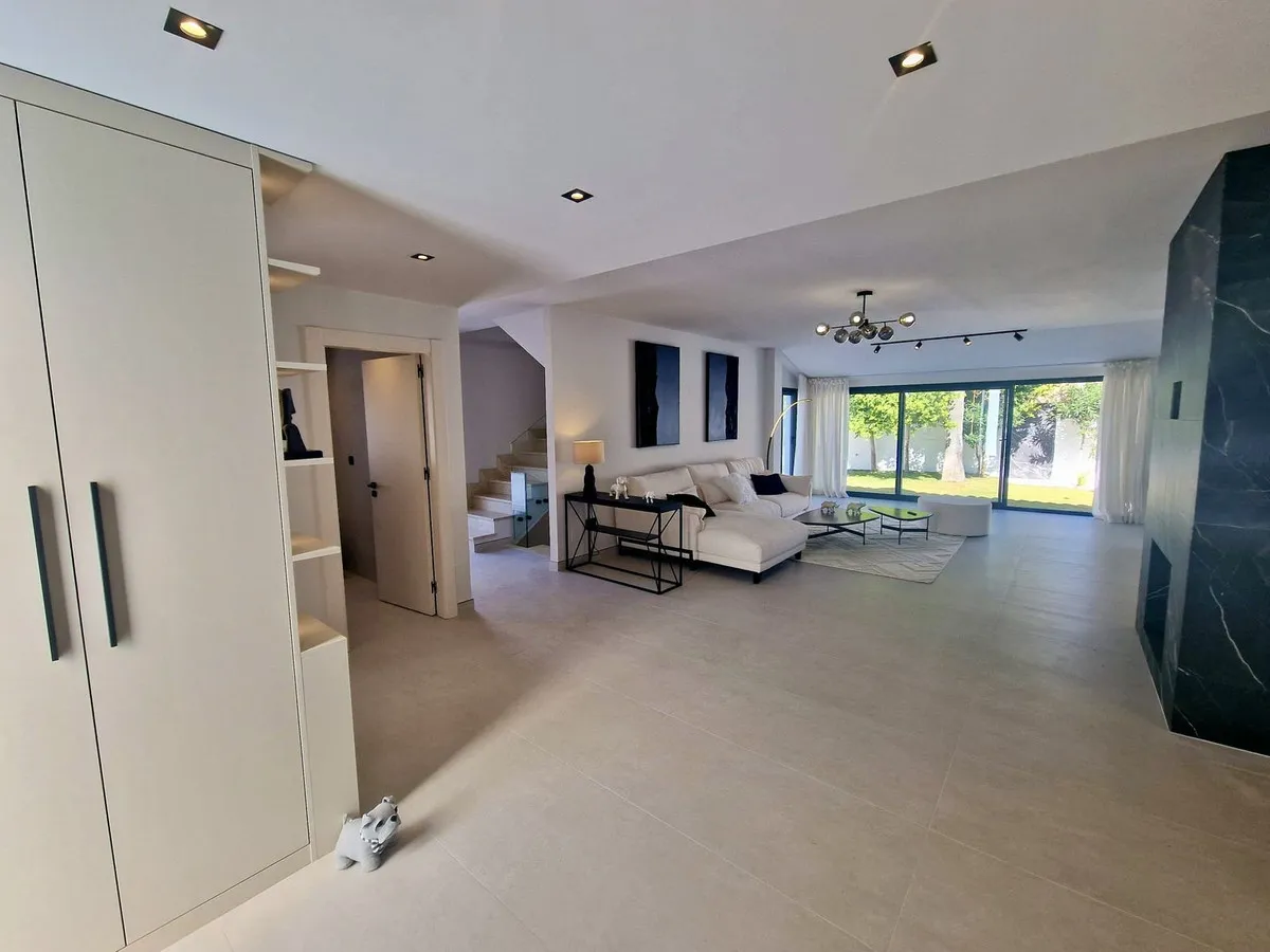 662b00a5-5240-4ea4-ad0b-881c50b579fd