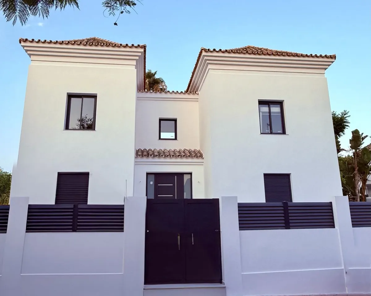 86ef3d0c-3015-43a5-aa00-e986773bc95b