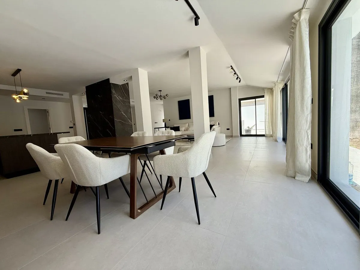 a241b01a-f8f4-4703-8c3f-91993409da63