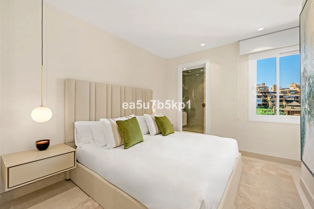 2b17719c-0c5f-4818-be38-83012ff5643b