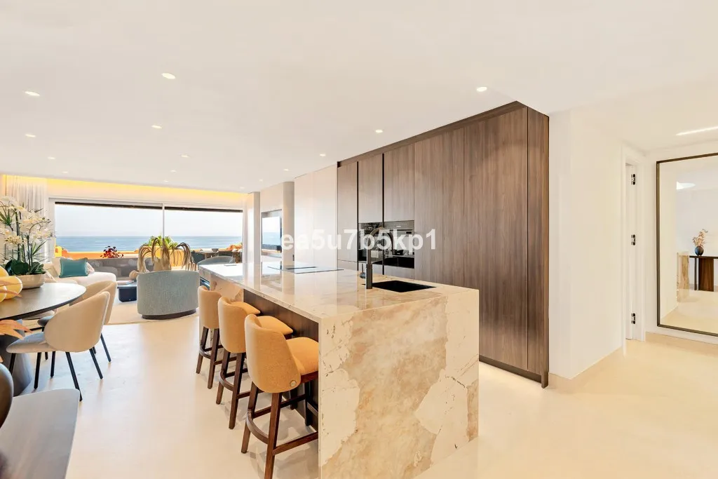 868e48e8-b327-41ba-bdf2-9b0aec515220