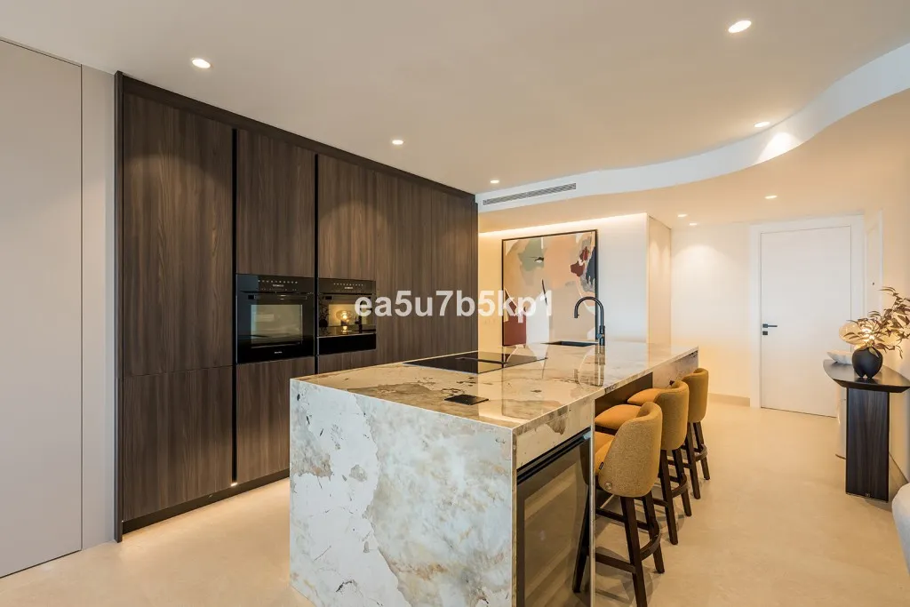 a46d6477-1807-4636-b58e-679af3746923