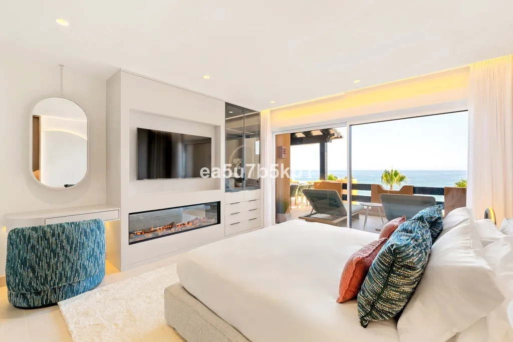 bcdd41e0-3e75-483c-9915-85b662db885c