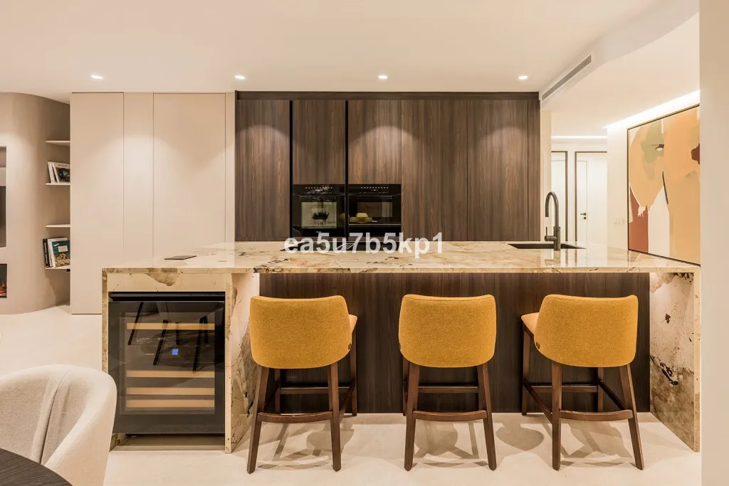 eed552f1-2e25-425c-bfce-c0ff3dfcb67b