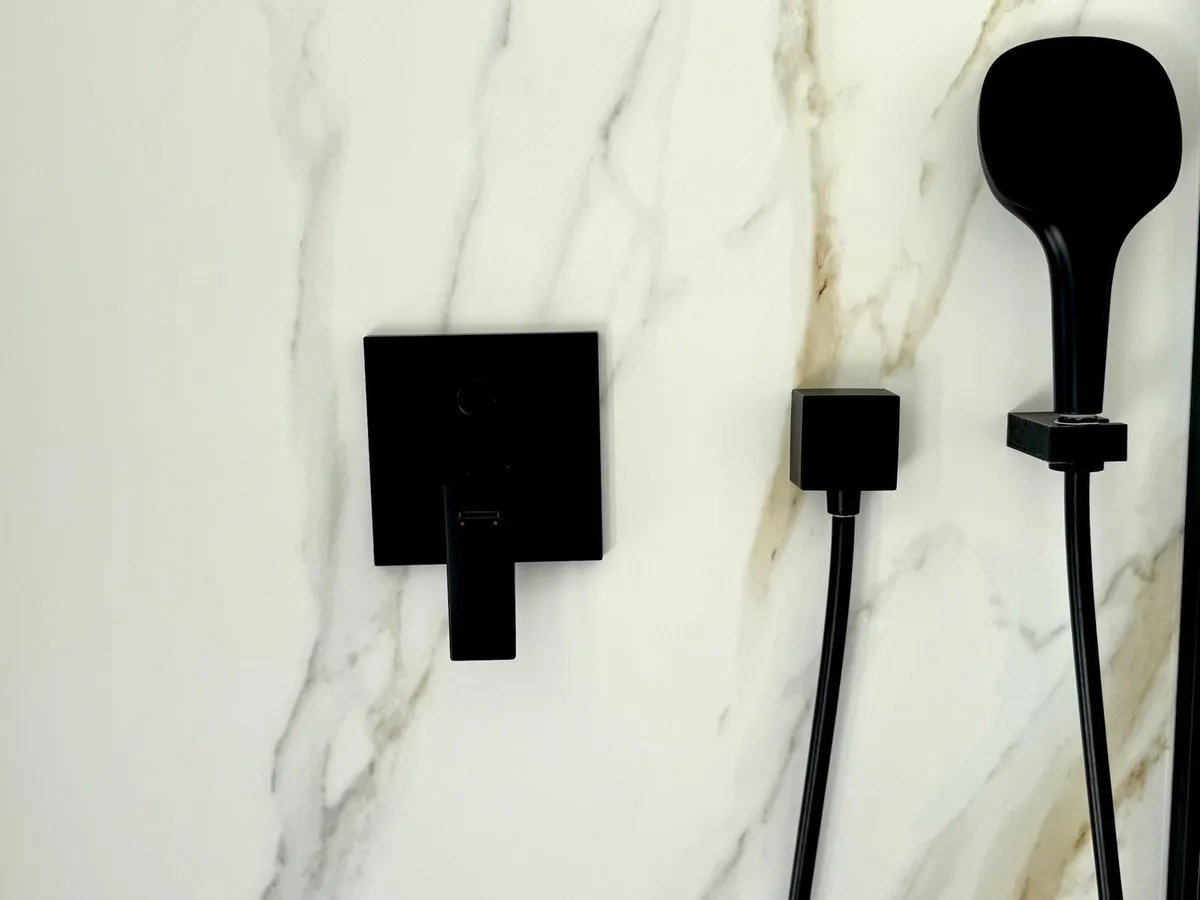 5866f12d-cf2b-4a38-957d-a39d4806f82c