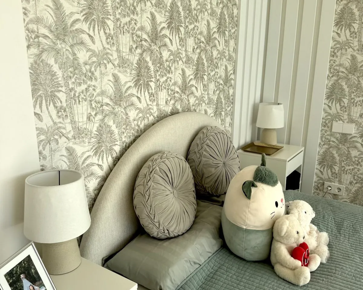 84fc780c-9b7c-4054-ae6b-d2478c03eb9e