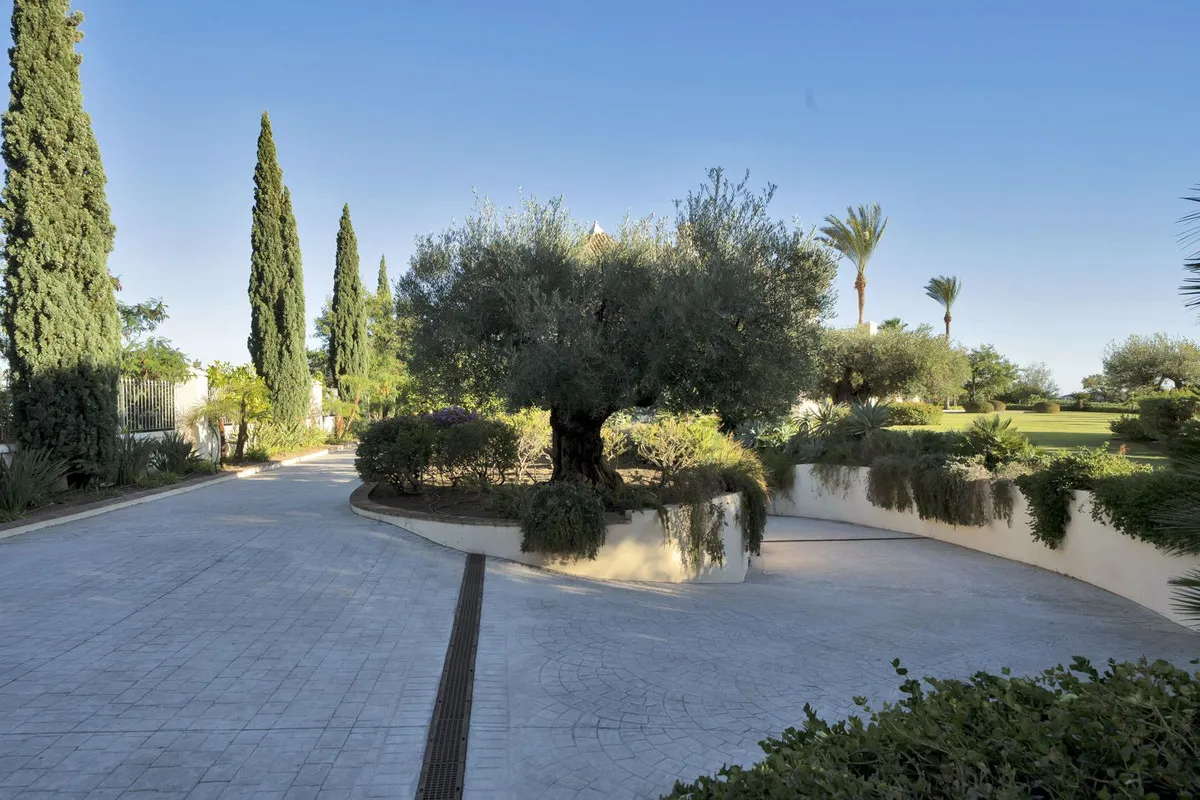 5915b0ef-1963-40b9-b7bb-ac6af62c61c3