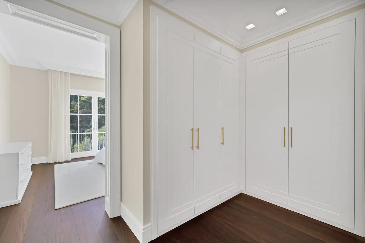 b6ef8d77-c70a-4f98-af53-494c1e65366b