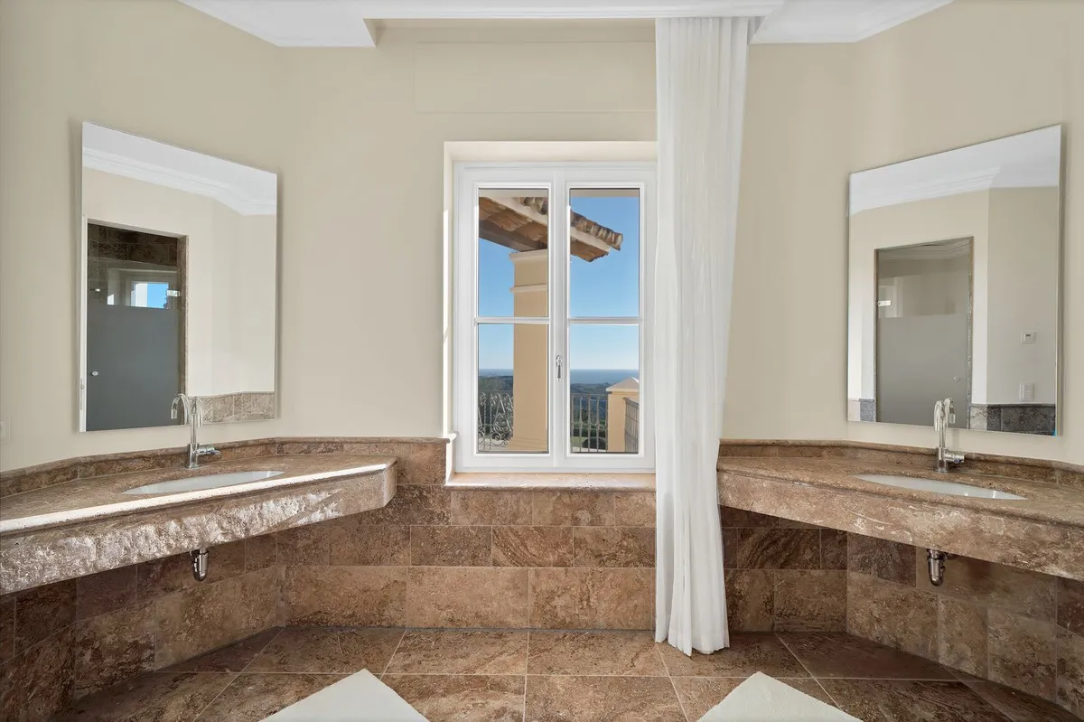 bc7ef46e-28ca-4335-90c1-ffa4941119b5