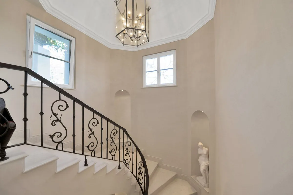 c961c755-51f4-4ff3-8087-85d5508e692d