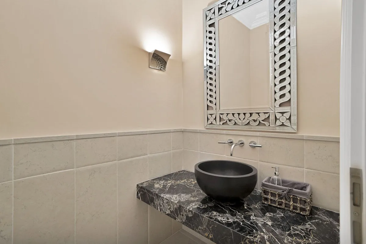 ed0a5ef2-f29f-44c5-8a43-060ad1a6a5a0