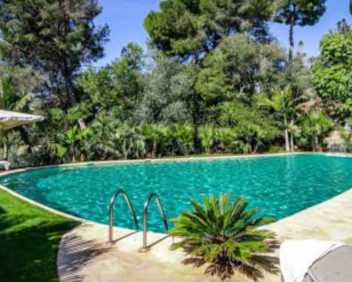 ed8643ff-dcc8-45a2-bdb9-c2b28d9339f1