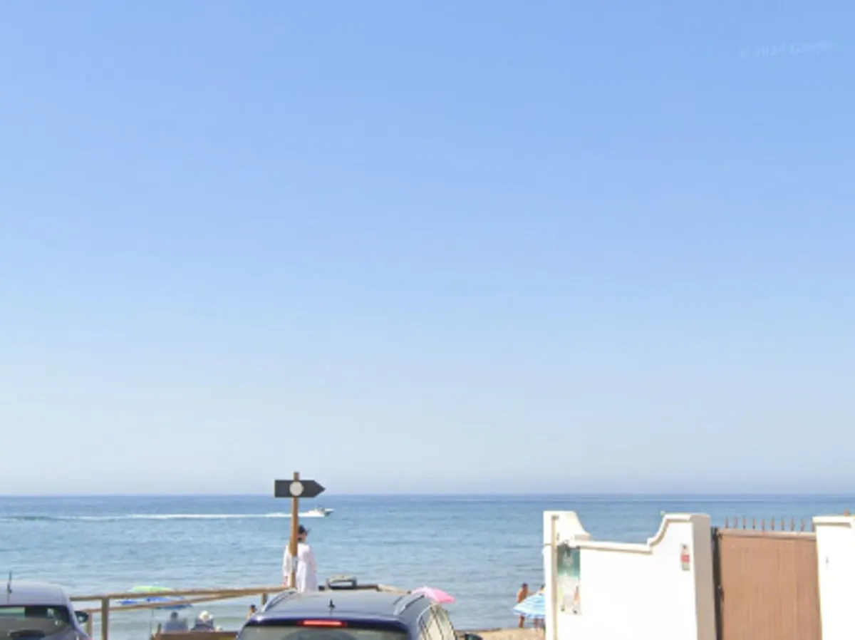 7c592fd9-f946-4270-81c6-c477981b5bd3