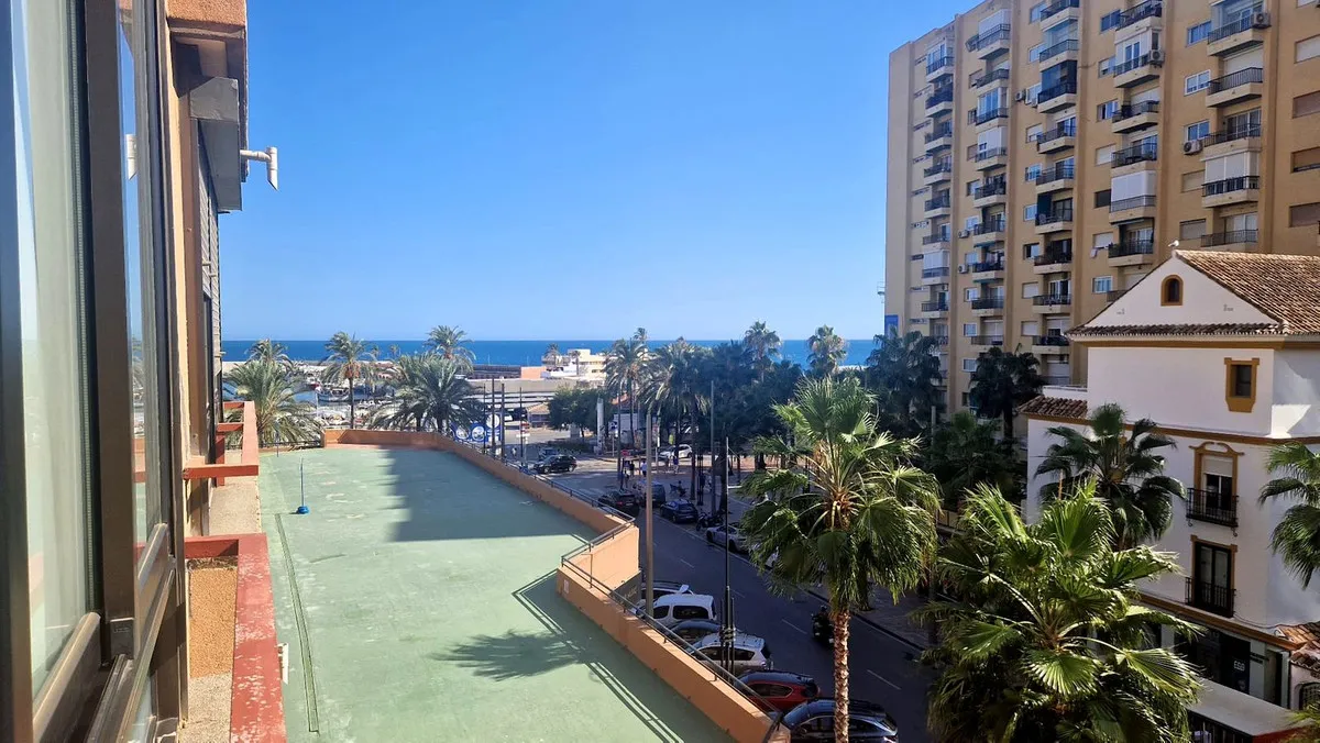 7b217f58-4882-4a67-9fa0-385743138996