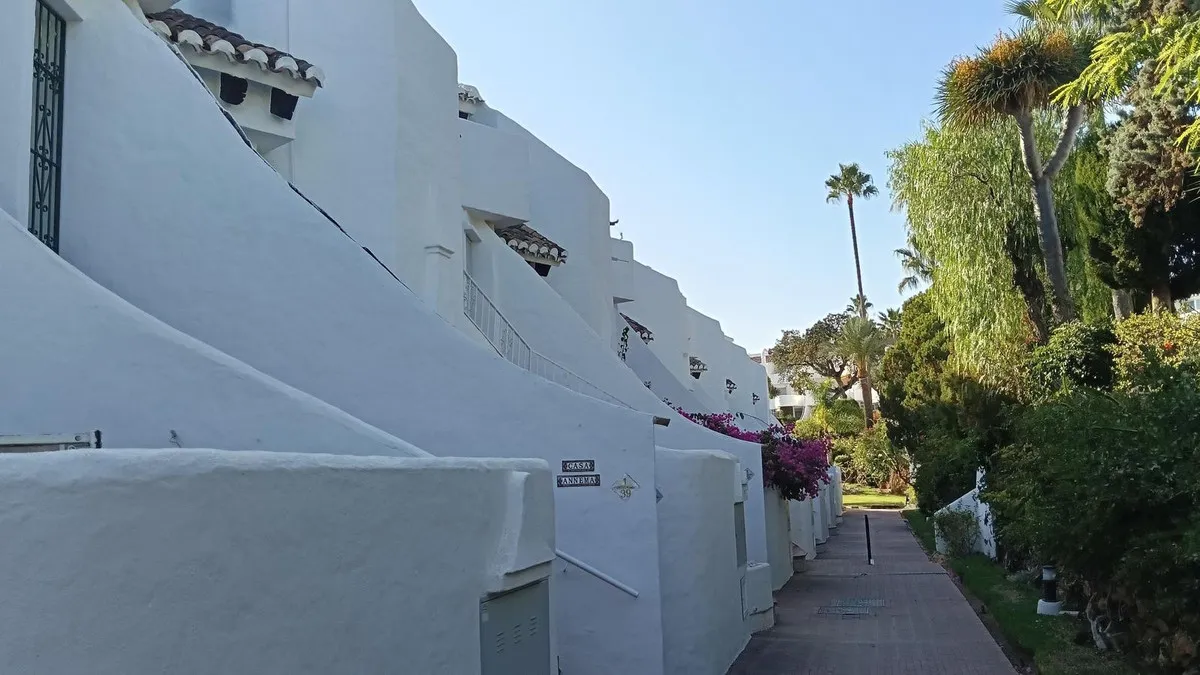 50a86da5-2117-48b3-b773-a5559027b547