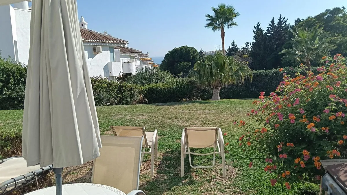 86afe6d2-4878-444e-acd5-c82487657d66