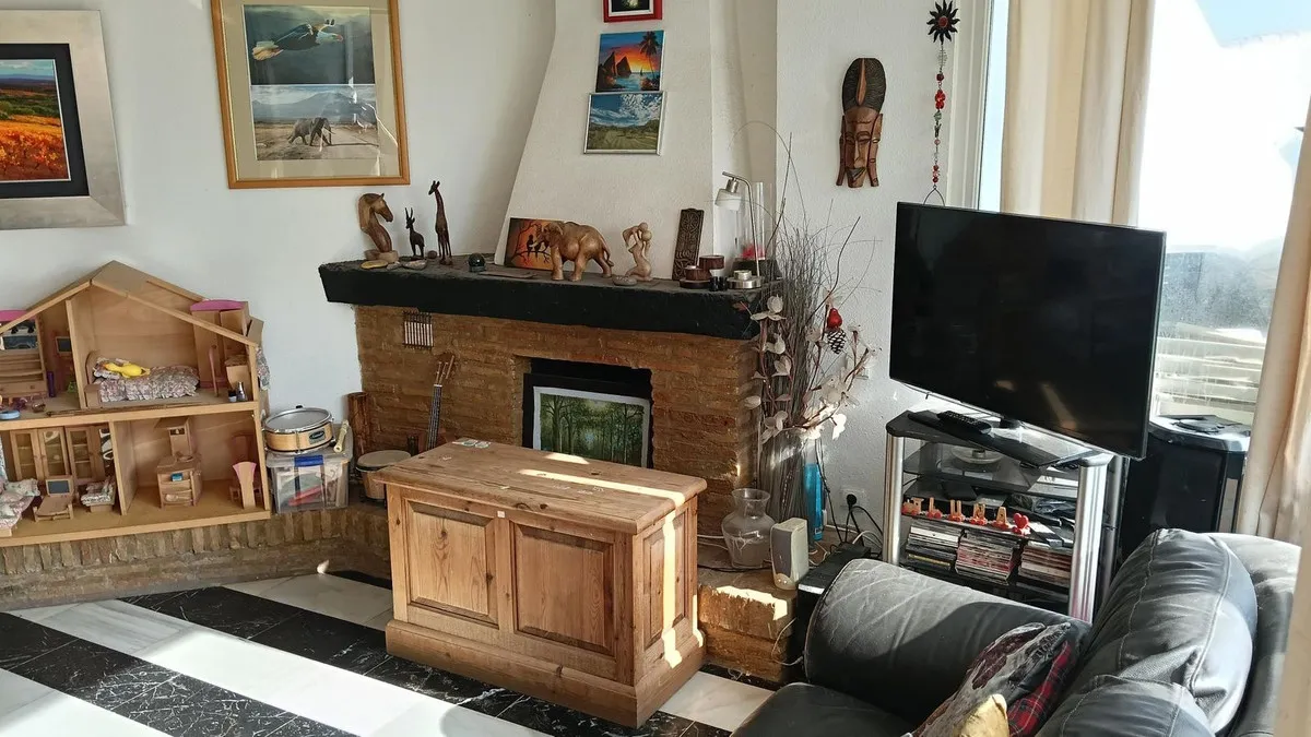 e7568c35-5d98-4568-8941-a927930e2755