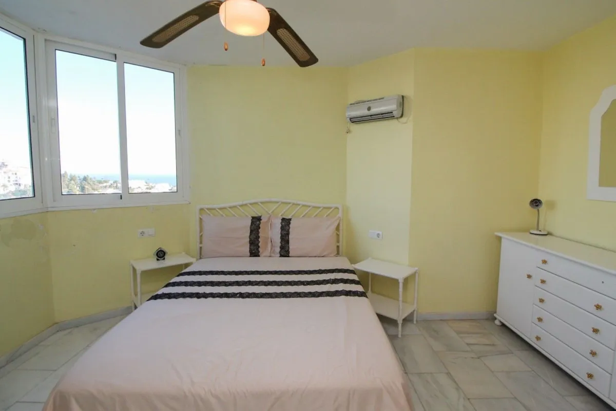 7eb83271-d9a0-403f-8588-2e00571487e3