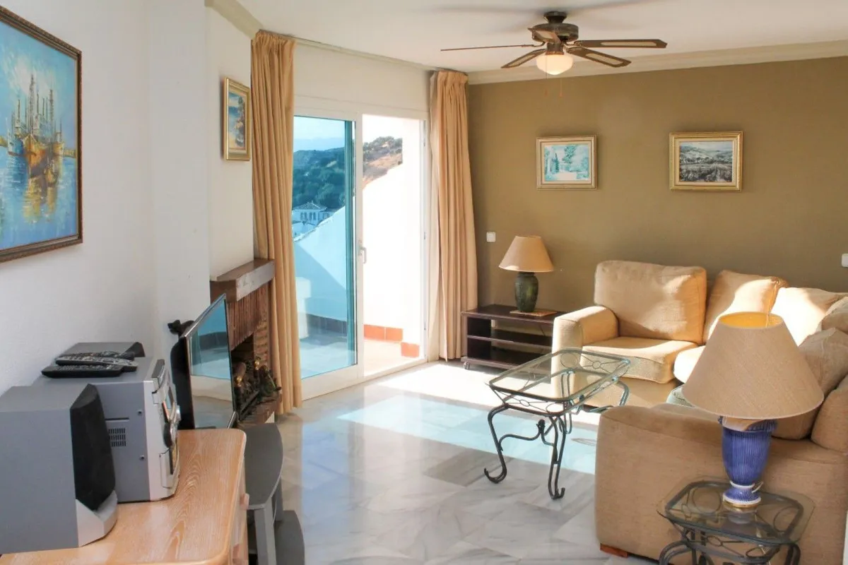 d84b9a86-c544-4cc8-a8ef-7e9d086e1ee6