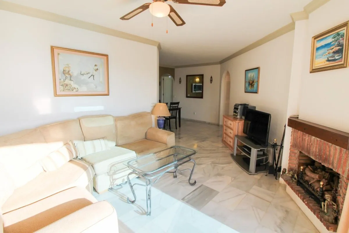 f7c309e5-0498-4d9b-88d9-1d9e691107df