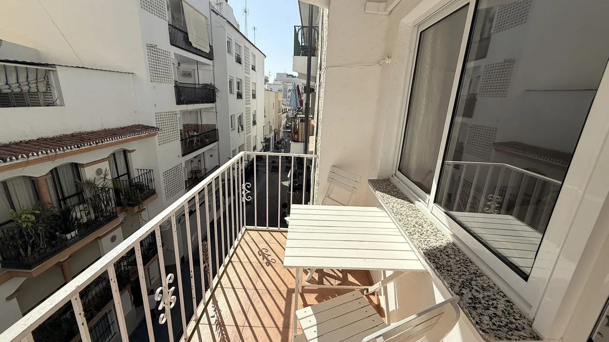 1aeac288-ea19-468c-9846-d332cab590a2